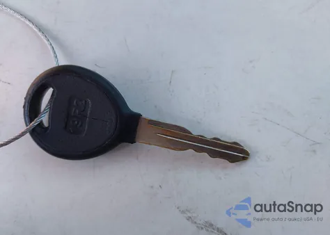 1997 Chrysler Town & Country Lxi z USA, uszkodzony, nr VIN 1C4GP64L7VB343451